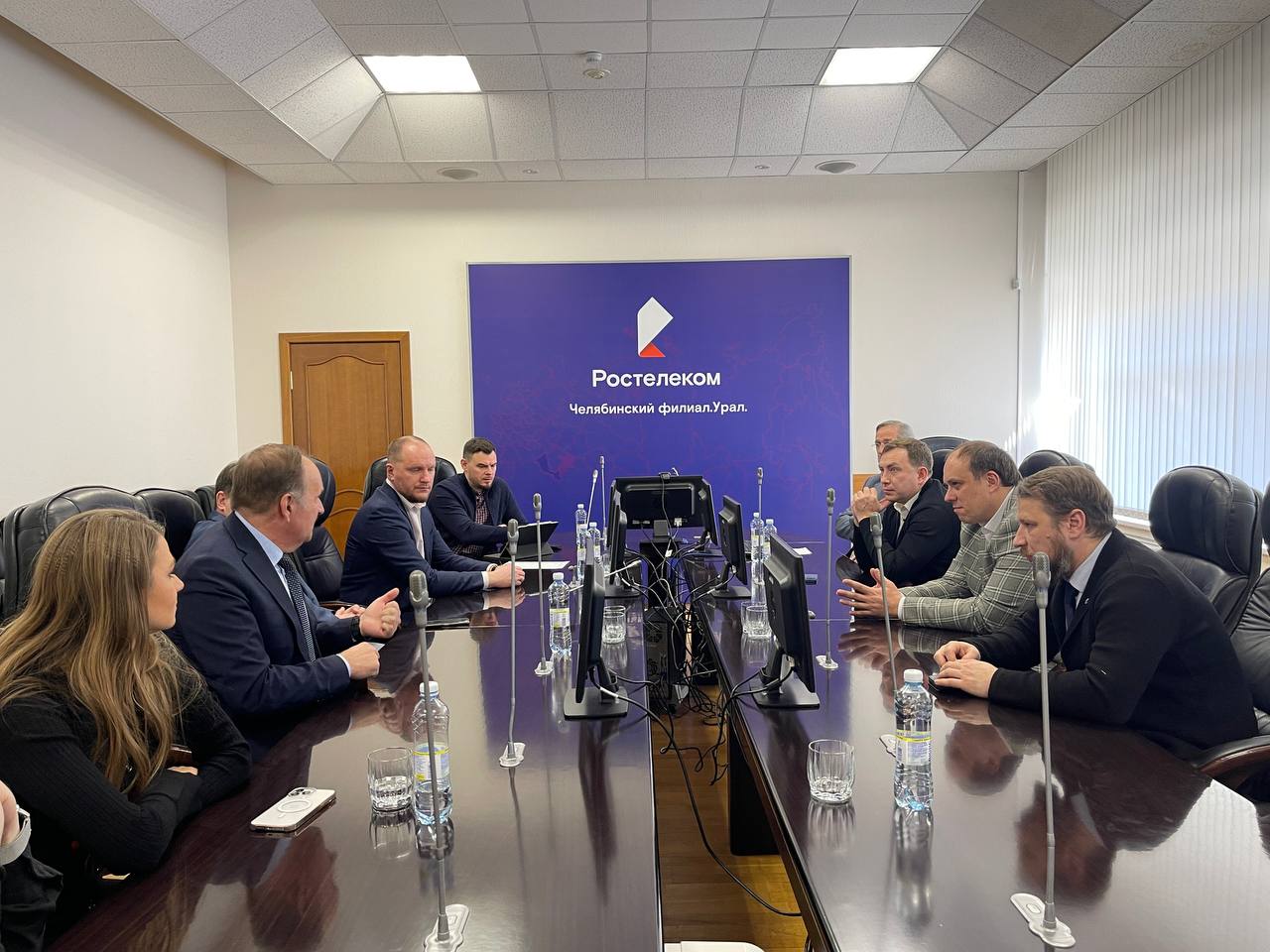 Промышленники и предприниматели на встрече «Ростелекома» обсудили вопросы цифровой кооперации для развития Челябинской области в 2024 году 
